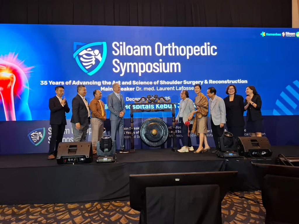 Hadirkan Pakar Bedah Bahu Terkemuka Dunia, Dr. Laurent Lafosse, Siloam Hospitals Kebon Jeruk Jadi Pusat Rujukan Ortopedi Berstandar Global