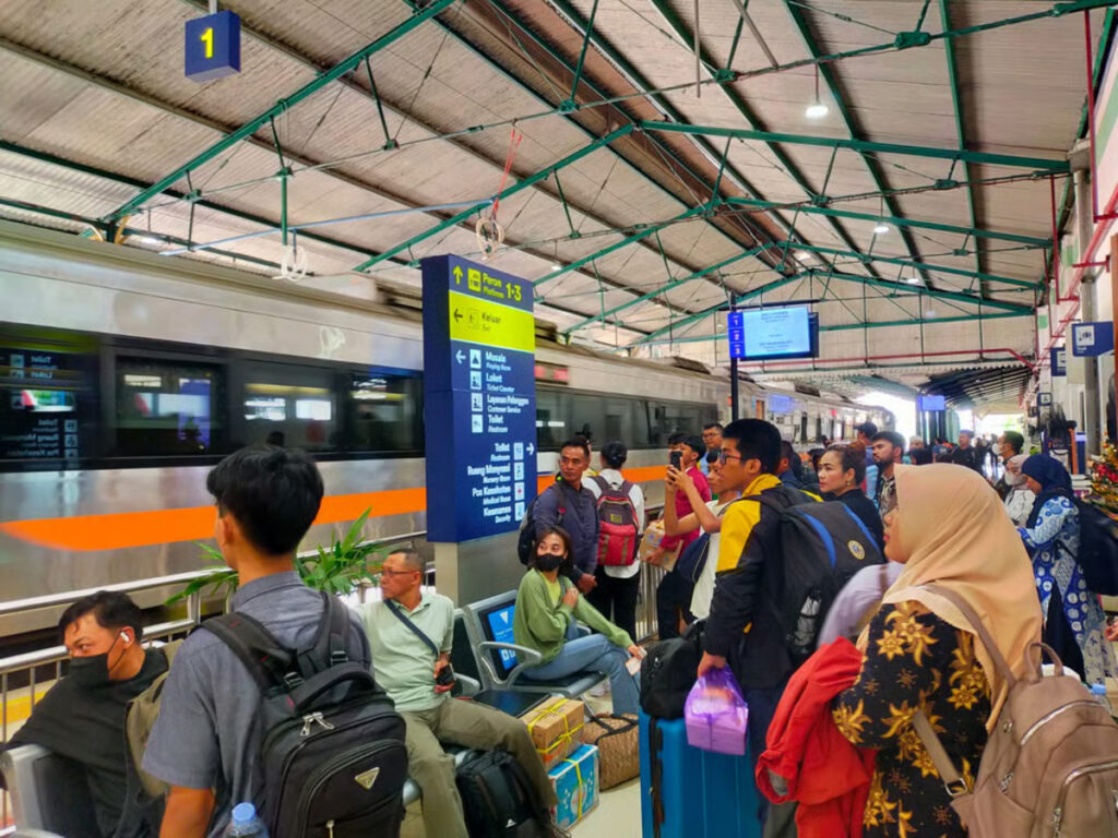 KAI Daop 7 Madiun Catat 5 Stasiun Terbanyak Layani Penumpang