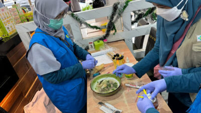 Masa Nataru, KAI Daop 5 Purwokerto Pastikan Seluruh Tenant Stasiun Purwokerto Sajikan Makanan Aman dan Higienis