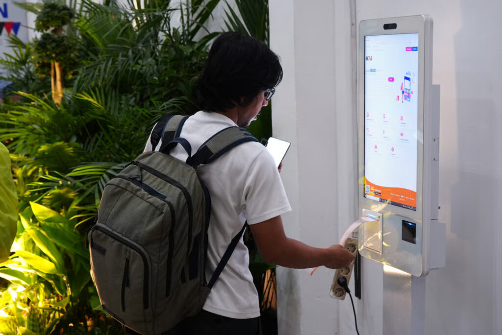 Tingkatkan Layanan Angkutan Nataru 20252026, KAI Divre III Palembang Tambah Fasilitas di Stasiun Keberangkatan Penumpang