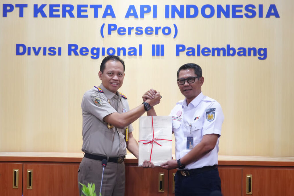 Upaya Selamatkan Aset Negara, KAI Divre III Terima e Sertipikat Dari Badan Pertanahan Nasional (BPN) Kabupaten Ogan Ilir