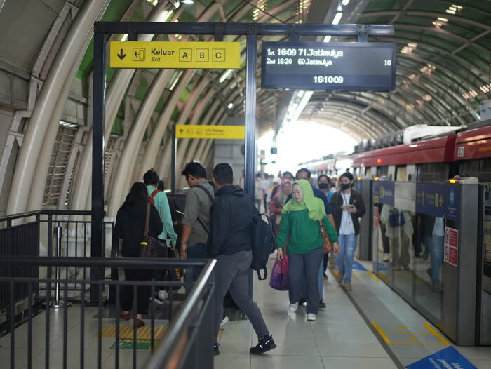 Tegaskan Peran Transportasi Perkotaan, KAI Catat Kenaikan 10 (1)