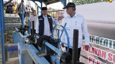 Tinjau Proses Normalisasi Sungai Kuranji di Sumatera Barat, Menteri PU Pastikan Progres Percepatan Rehabilitasi Pascabencana Sesuai Rencana