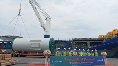 PTP Nonpetikemas Cabang Banten Tangani Ekspor Perdana Wind Mill Tower Tujuan Kanada